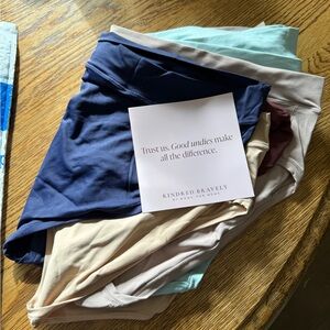 Kindred Bravely Women's Underwear Set - Navy, Beige, Light Blue